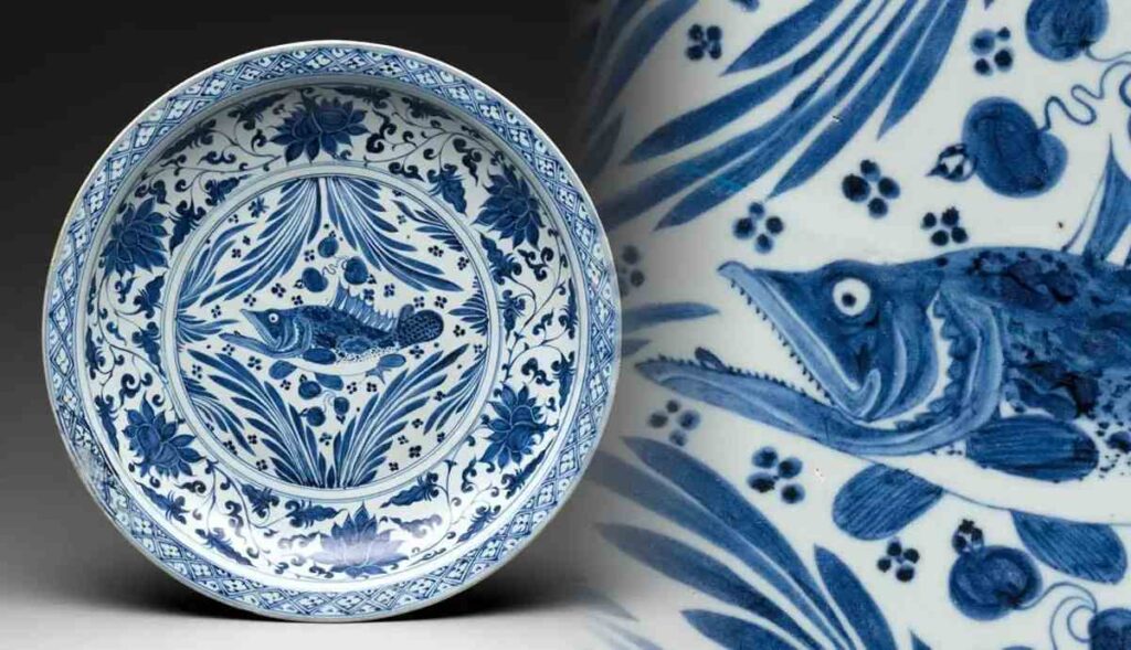 Egy szép kék porcelán tányér